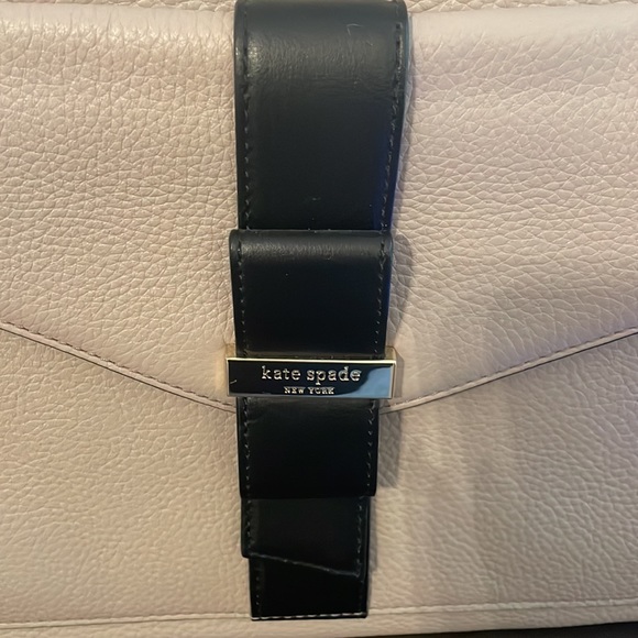 Kate Spade Tan/Black Bow Handbag - Picture 2 of 9